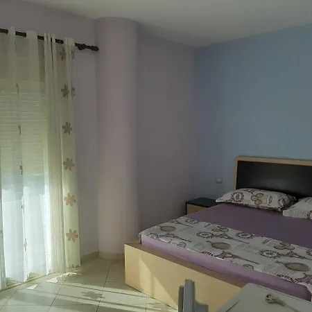 Отель Donantelo Влёра